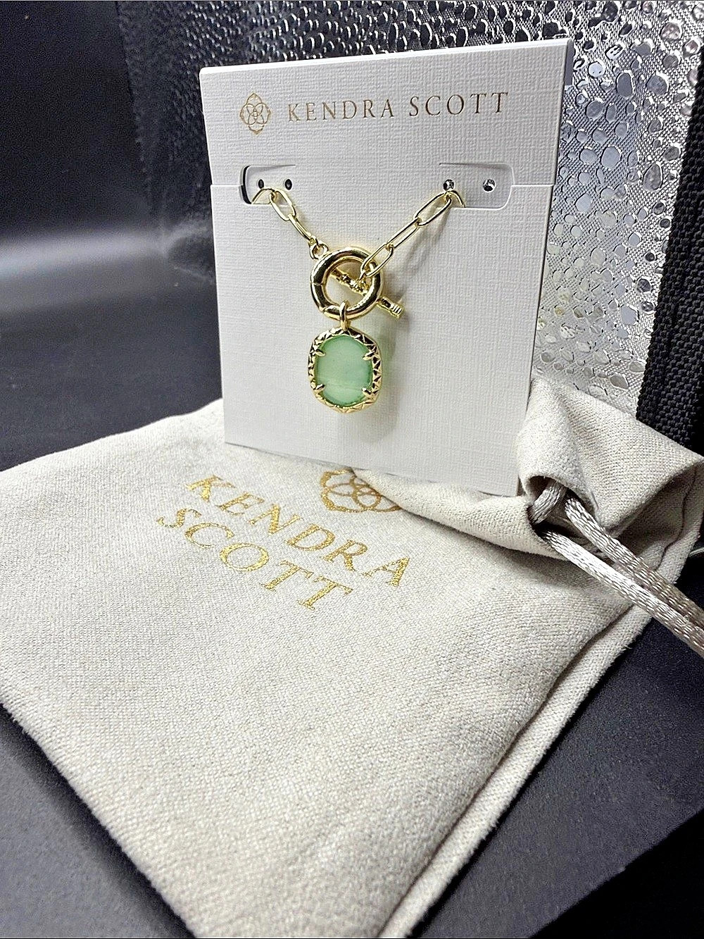 Kendra Scott Mini Elisa Toggle Short Pendant Necklace Green & Gold